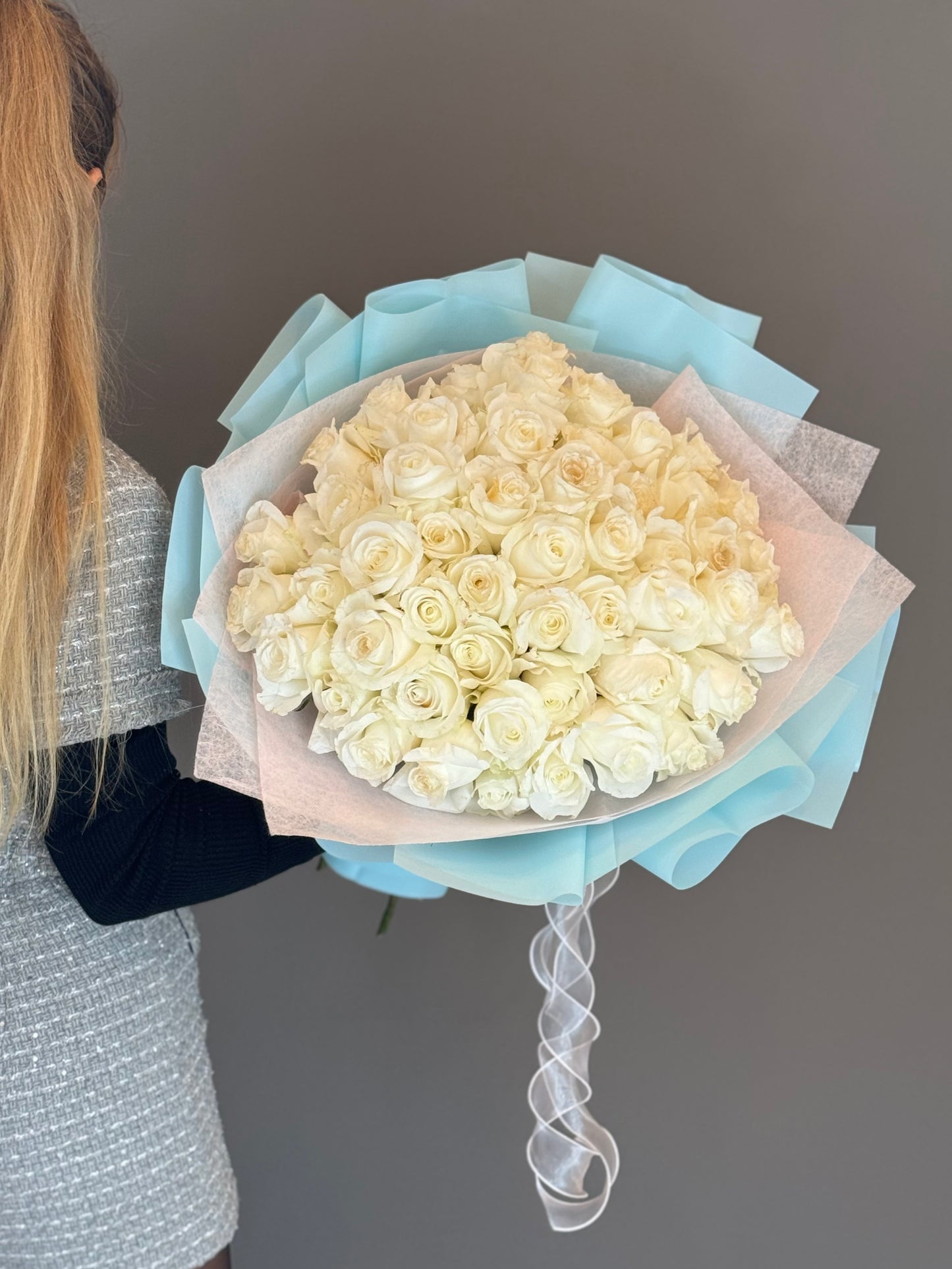 White Roses. 50 stems.