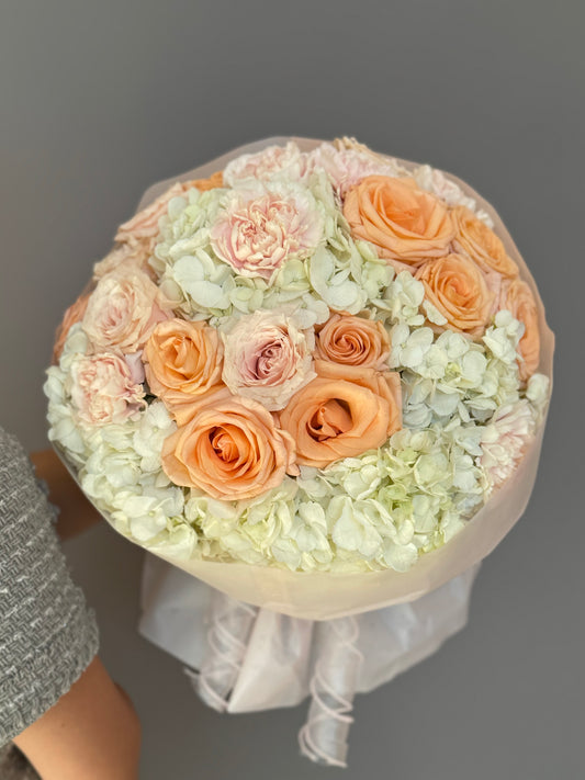 Baby's Breath. Color Mix of Roses, Carnation, Hydrangea.