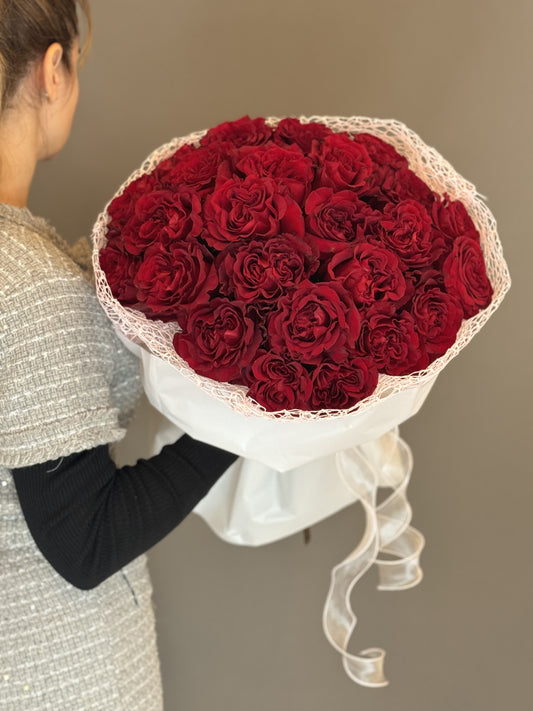 Red Hearts Roses, 25 stems