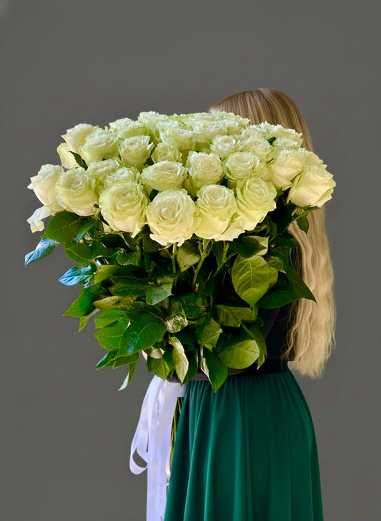 The Marshmallow Ice Cream on the Corner | Whimsical White Rose Delivery DMV